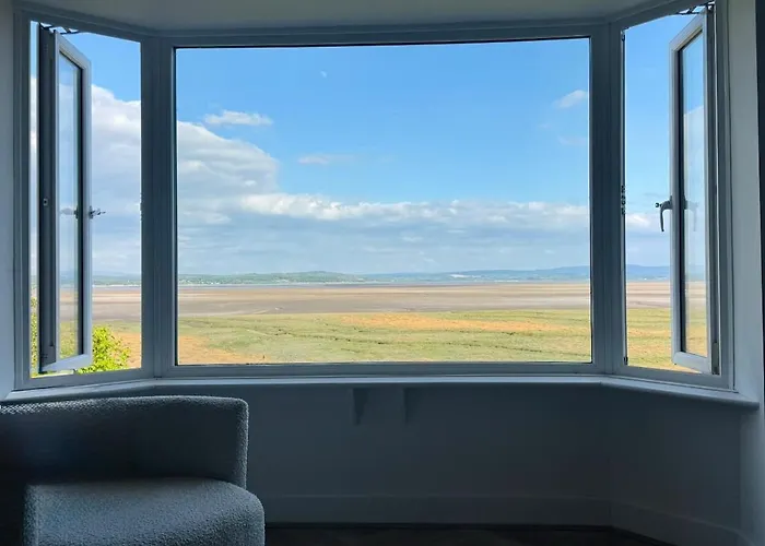 Seaside Escape Near Cartmel And Grange Holiday home *