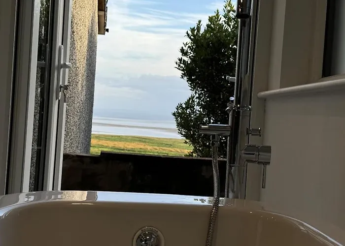 Seaside Escape Near Cartmel And Grange Kents Bank