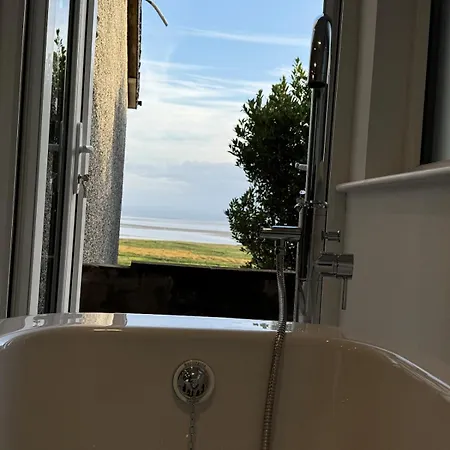 Seaside Escape Near Cartmel And Grange Kents Bank